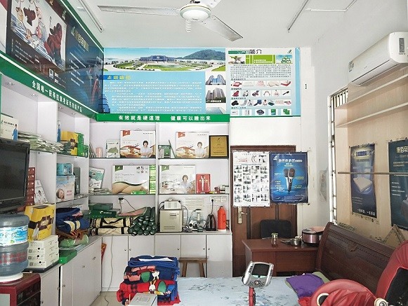 02.jpg